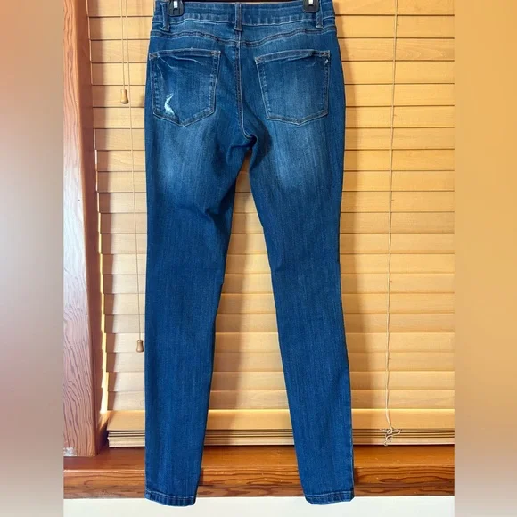 m jeans by Maurice NWOT mid -rise Distressed Skinny Jeans in Dark Blue. - Picture 4 of 8